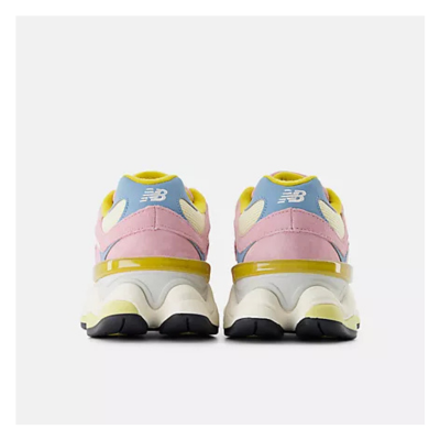 New Balance 9060 - Pink Taffy