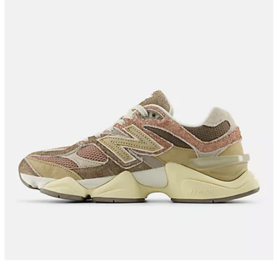 New Balance 9060 - Mushroom