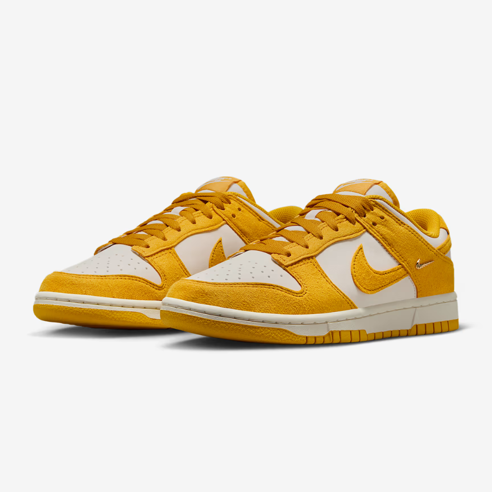 Dunk Low Yellow Swirl