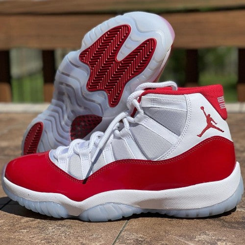 Jordan 11 Cherry