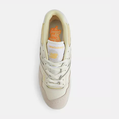 New Balance 550 - Moonbeam