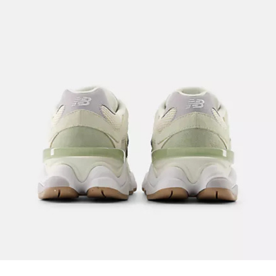 New Balance 9060 - Pearl Grey