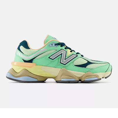 New Balance 9060 - Light Green