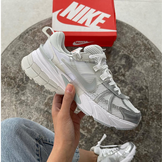 Nike Zoom Vomero 5 Summit White