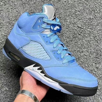 Jordan 5 UNC